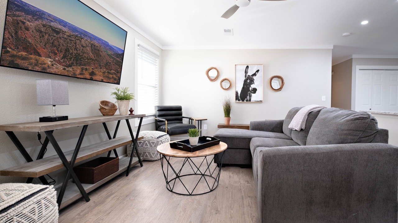Photo of Livingroom in Canyon