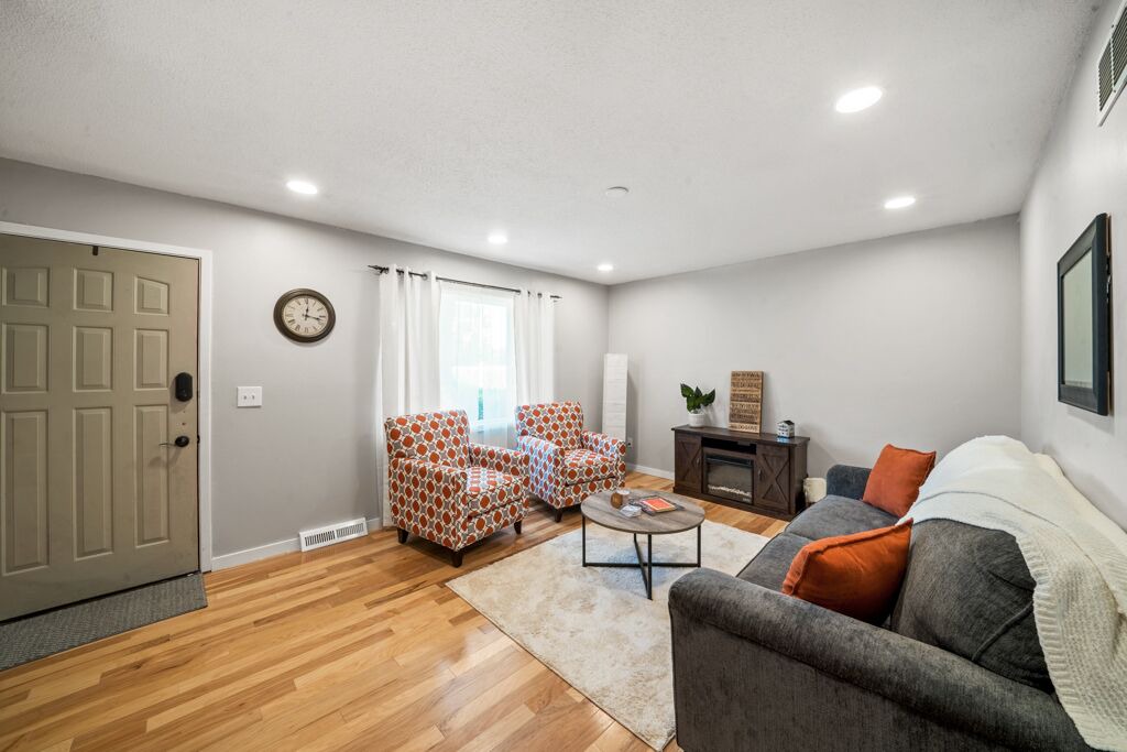 Photo of Livingroom in Des Moines