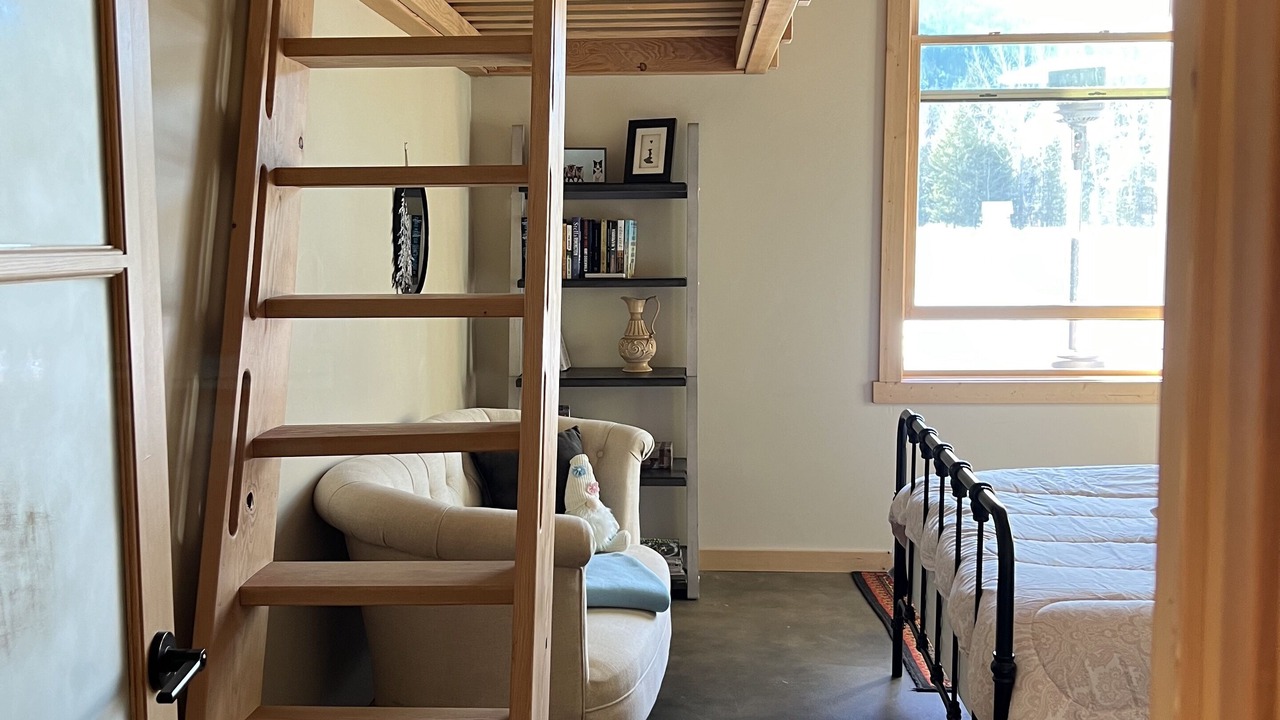 Photo of Bedroom in Winthrop