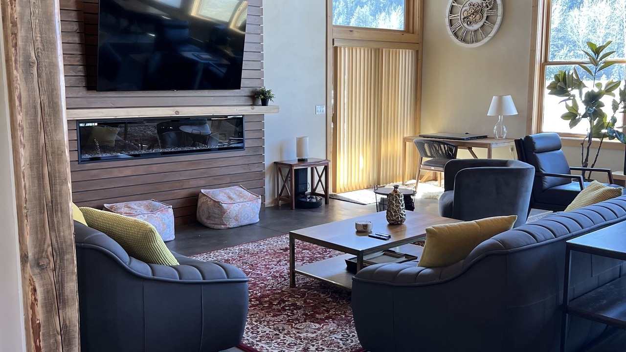 Photo of Livingroom in Winthrop