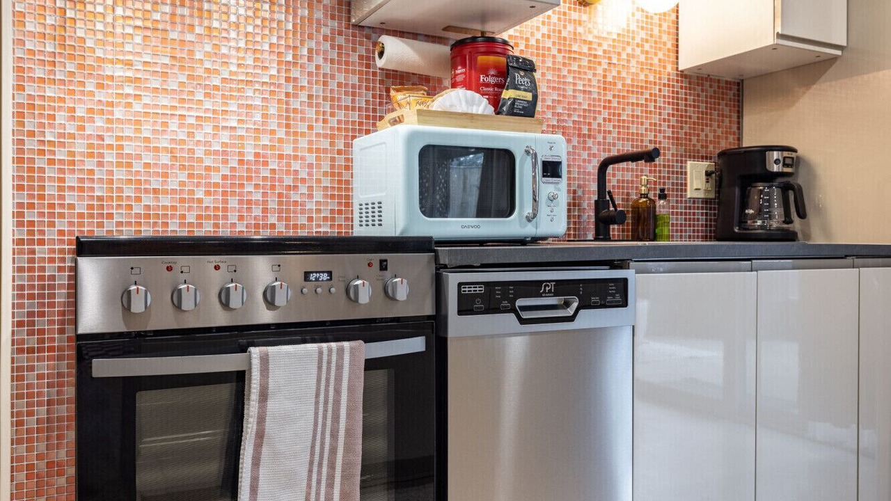 Photo of Kitchen in White Center