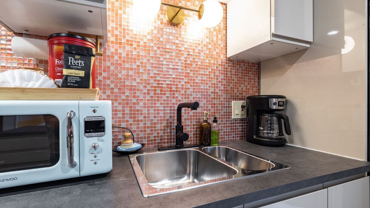Photo of Kitchen in White Center