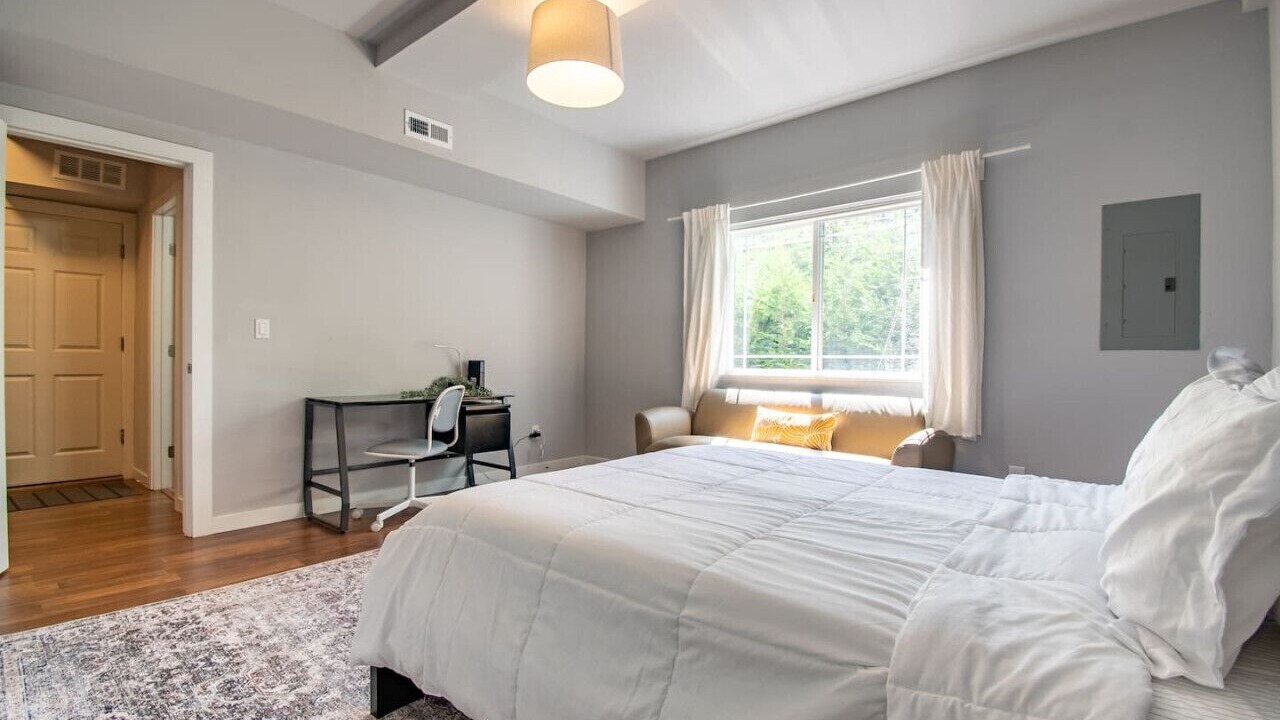 Photo of Bedroom in South Seattle
