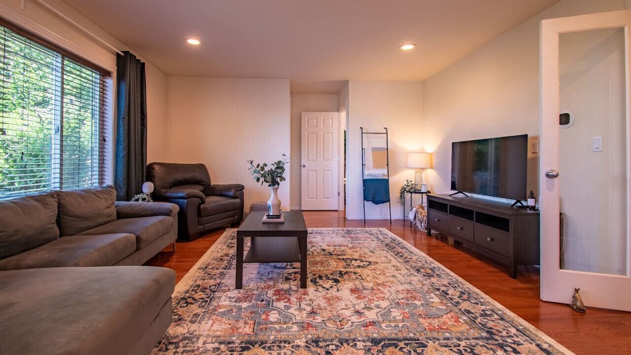 Photo of Bedroom in South Seattle
