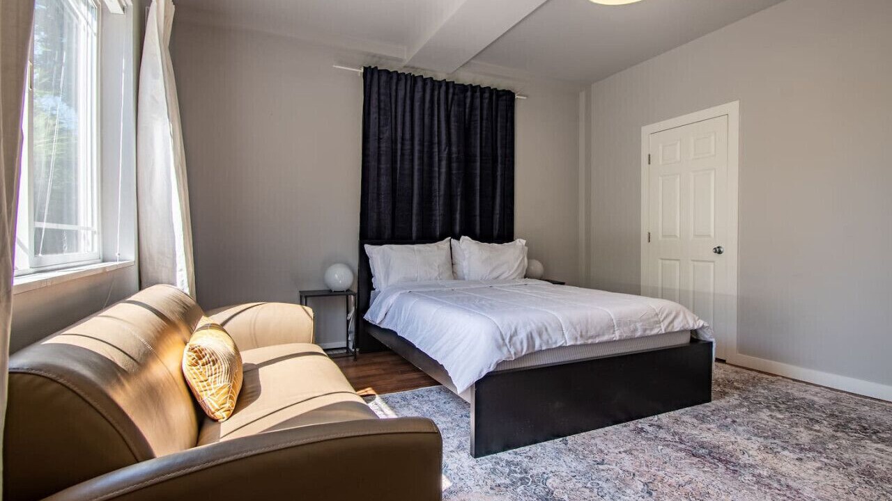 Photo of Bedroom in South Seattle
