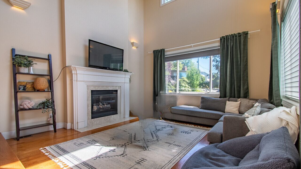 Photo of Livingroom in South Seattle