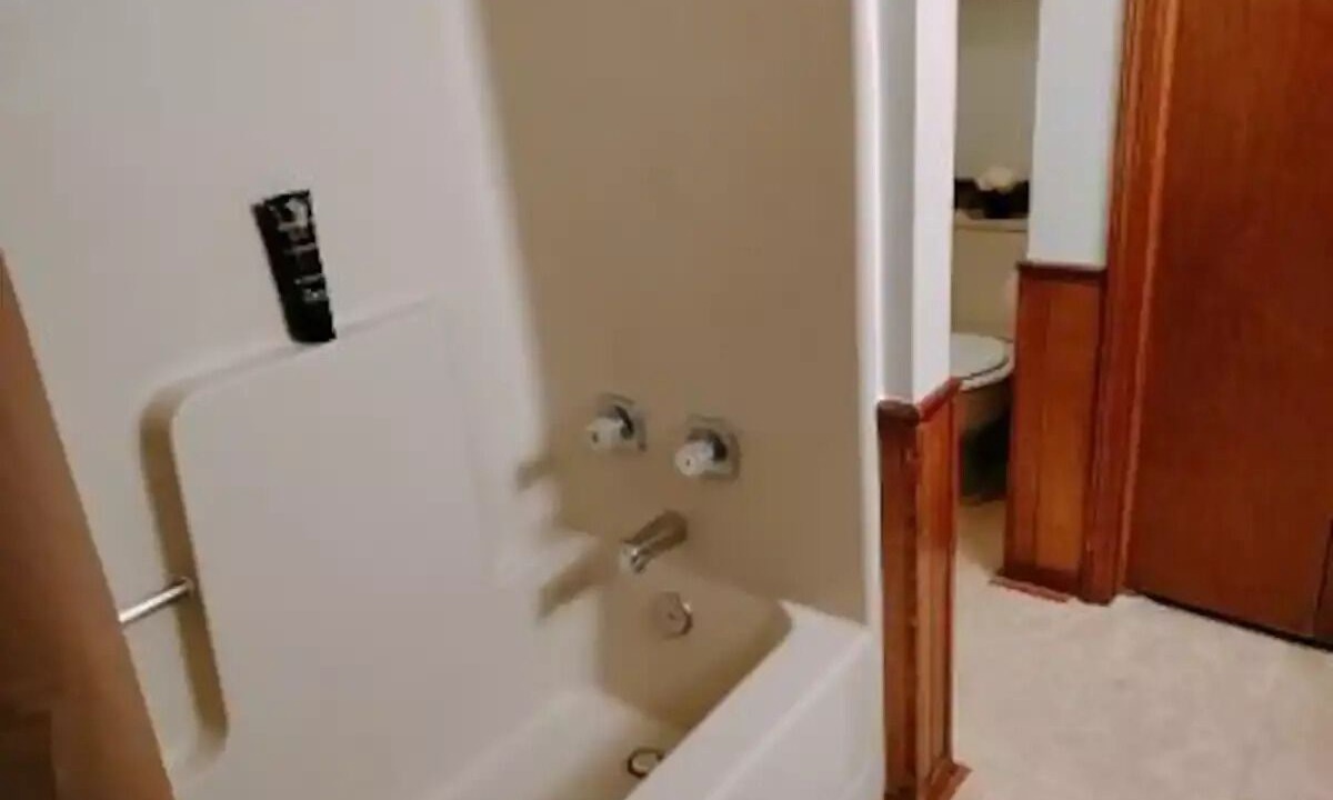 Photo of Bathroom in Lawton