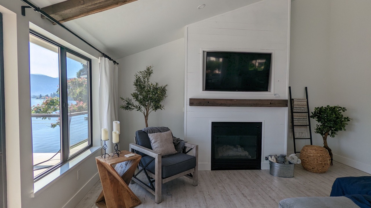 Photo of Livingroom in Oroville