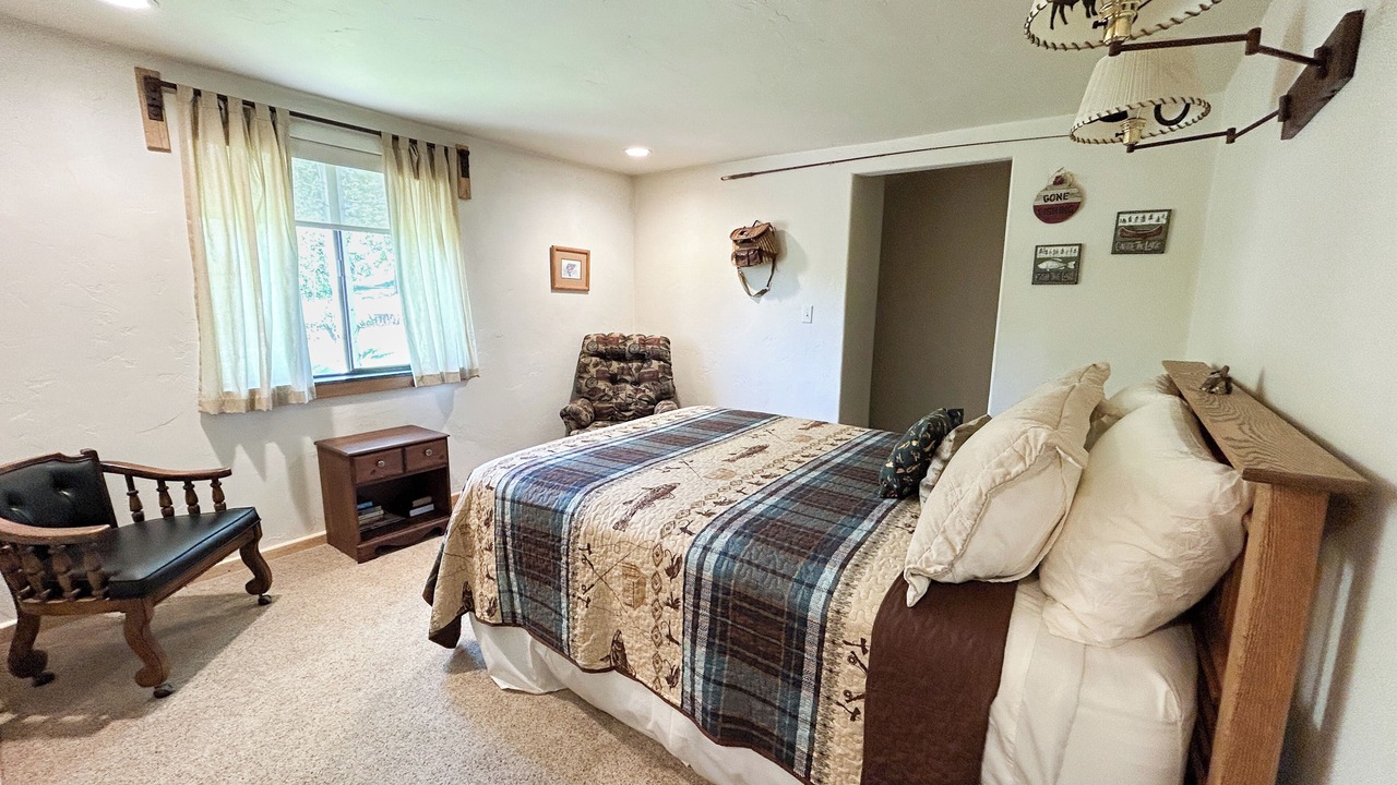 Photo of Bedroom in Adams County