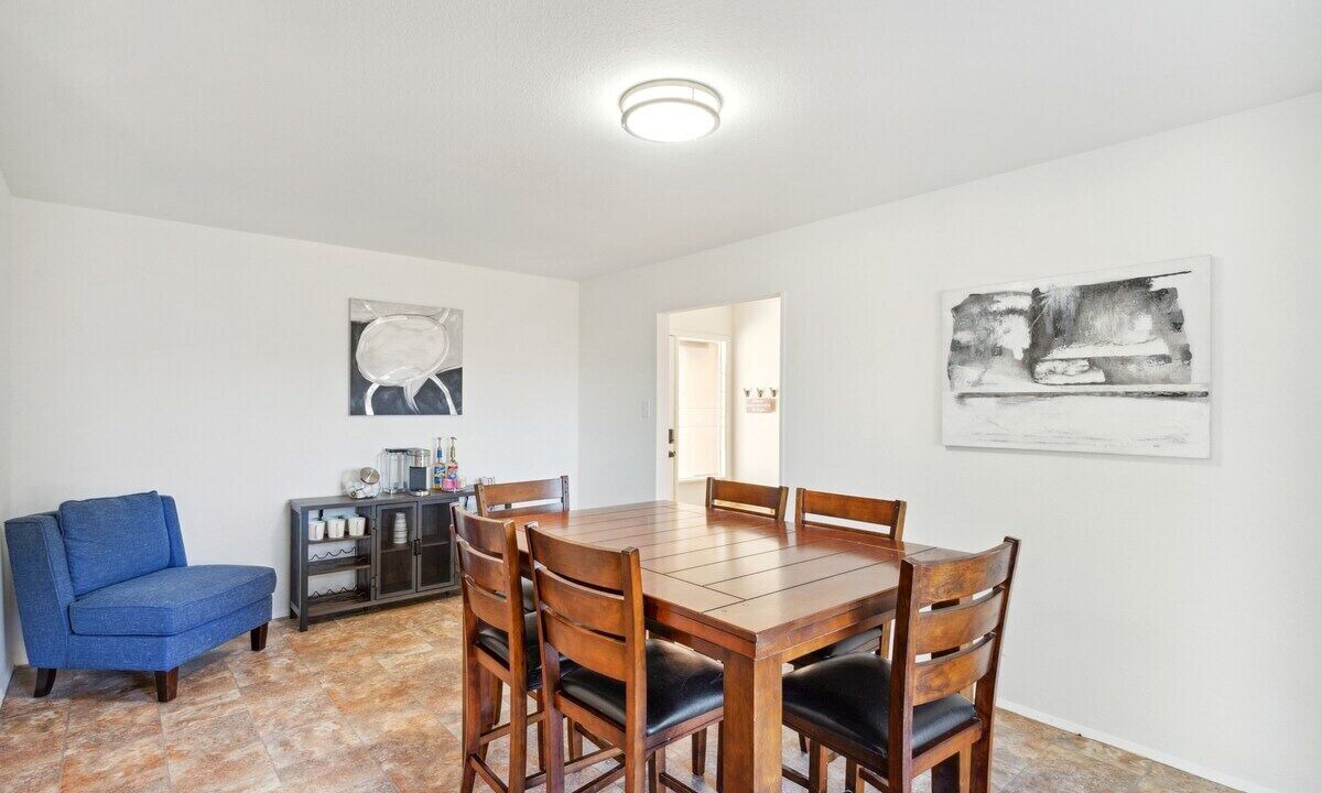 Photo of Livingroom in Northeast Heights