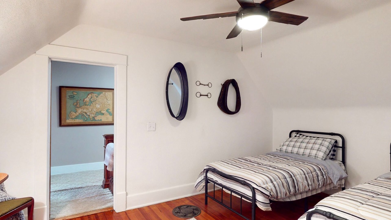 Photo of Bedroom in Johnson County
