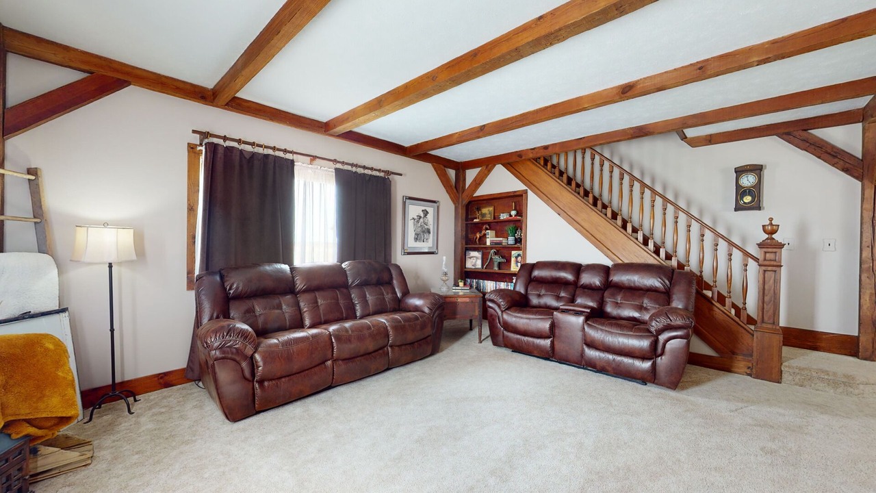 Photo of Livingroom in Johnson County