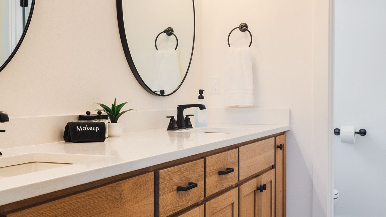 Photo of Bathroom in Desert Aire