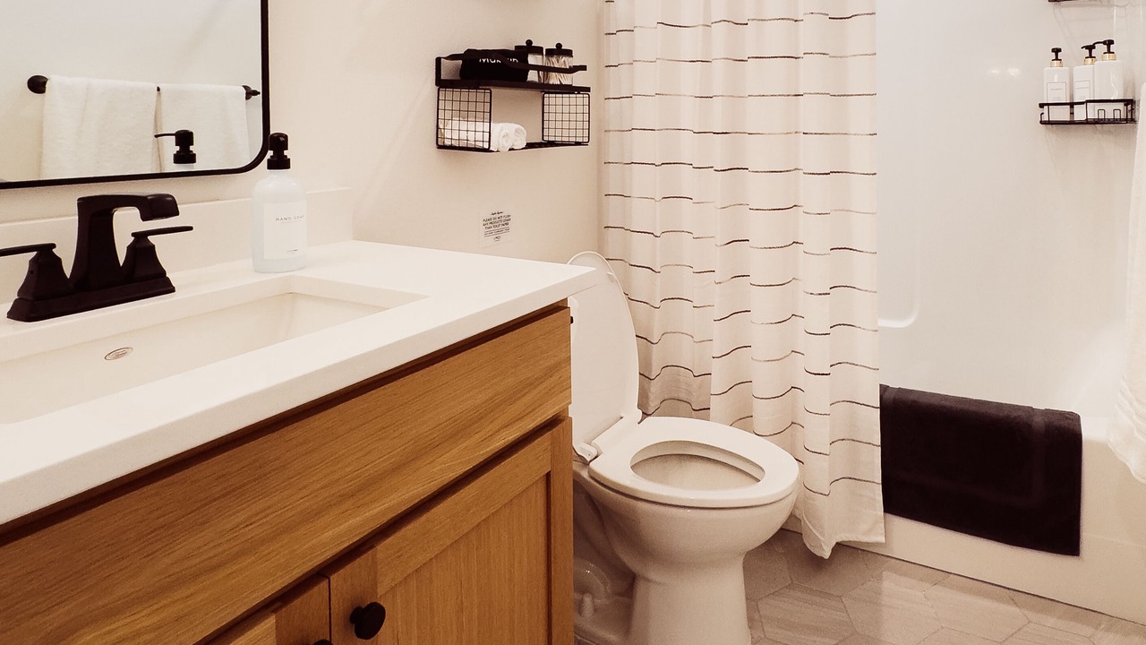 Photo of Bathroom in Desert Aire