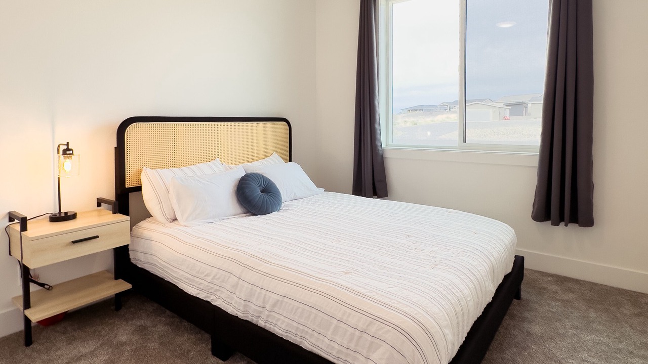 Photo of Bedroom in Desert Aire