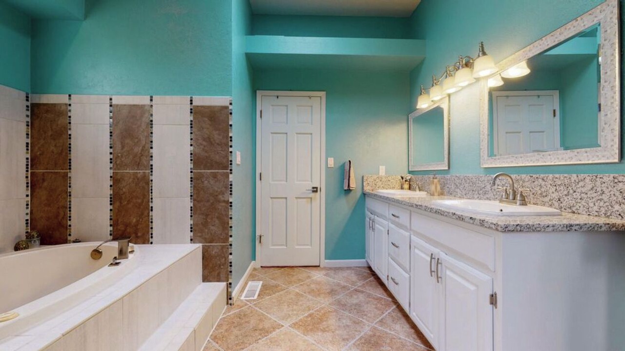 Photo of Bathroom in Northeast Heights