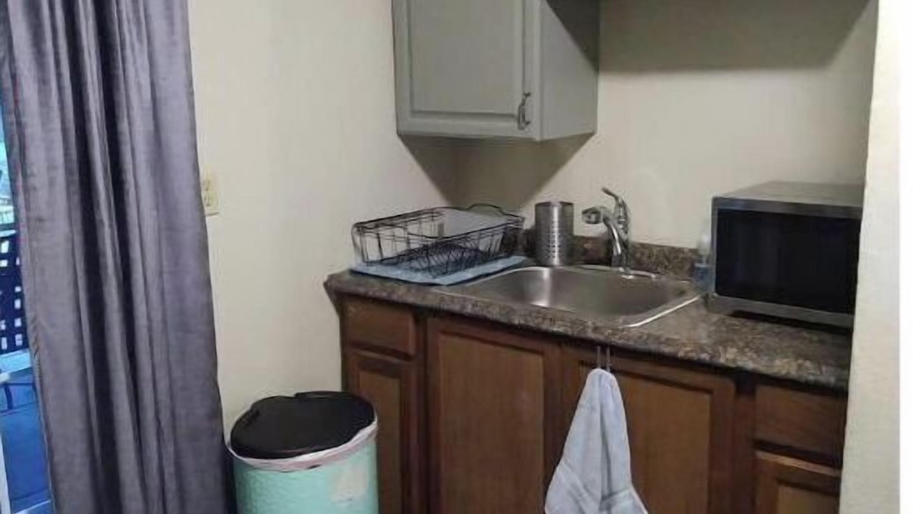 Photo of Kitchen in White Center