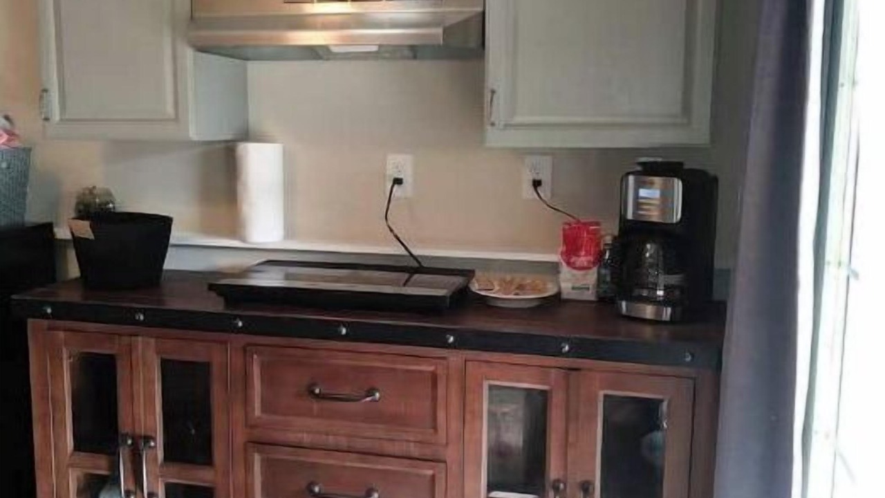 Photo of Kitchen in White Center