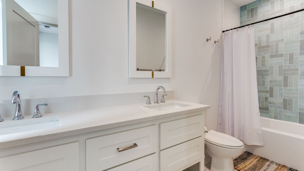 Photo of Bathroom in Graford