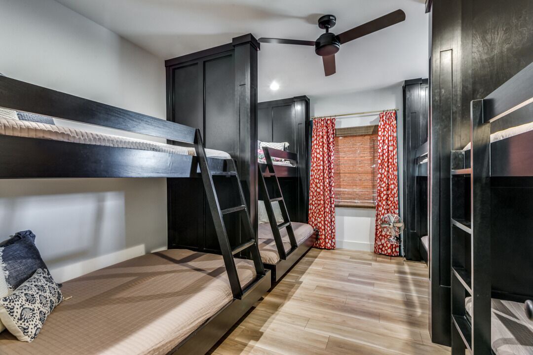 Photo of Bedroom in Graford