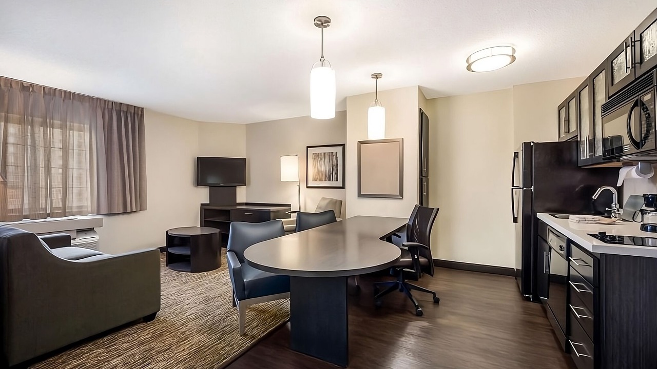 Photo of Livingroom in Las Colinas