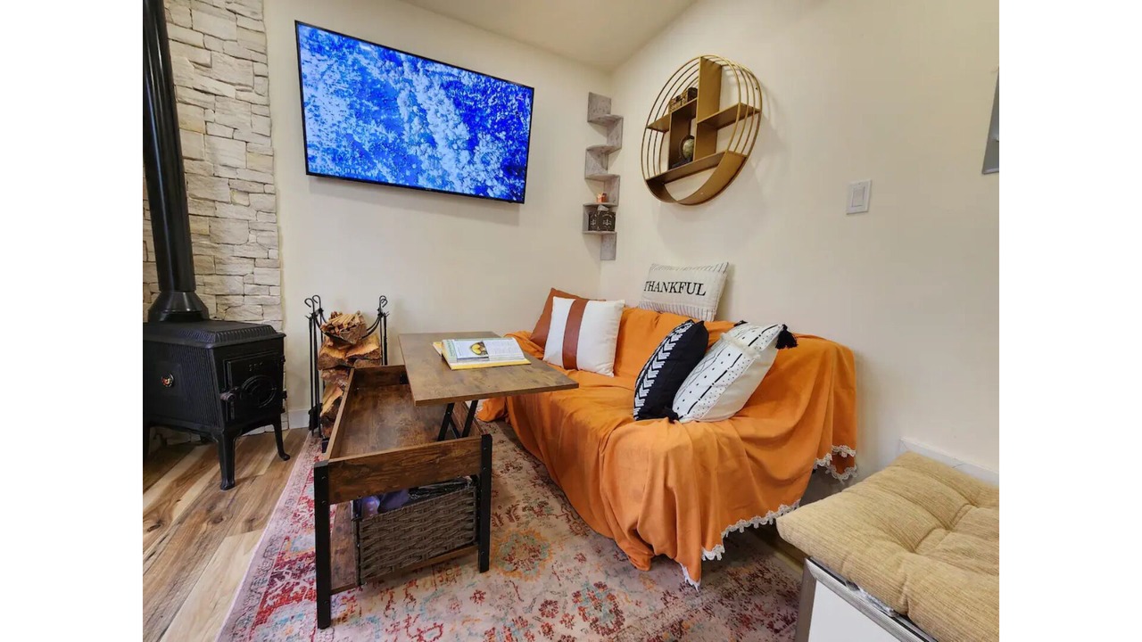 Photo of Livingroom in Highline