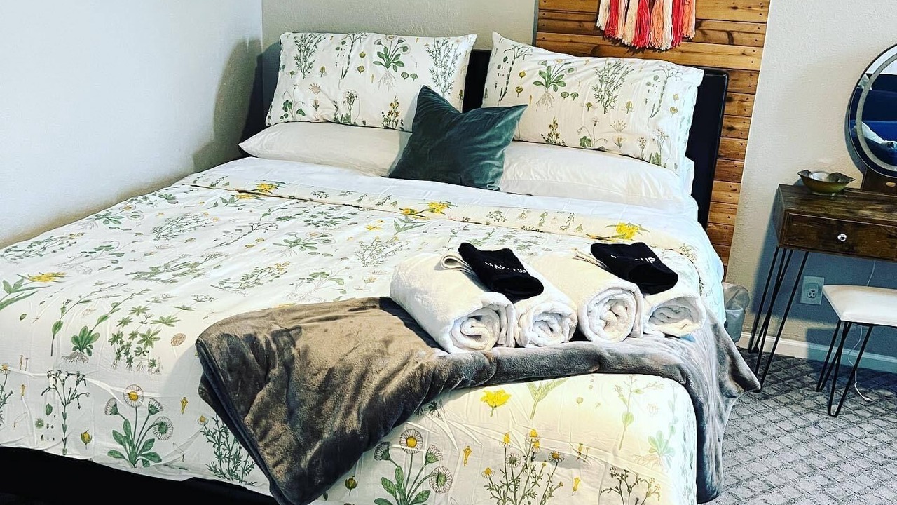 Photo of Bedroom in Smithville