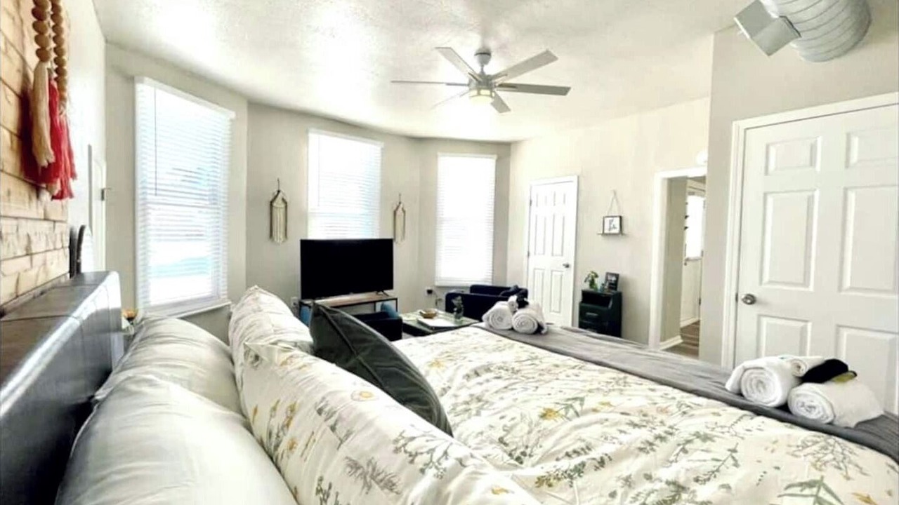 Photo of Bedroom in Smithville