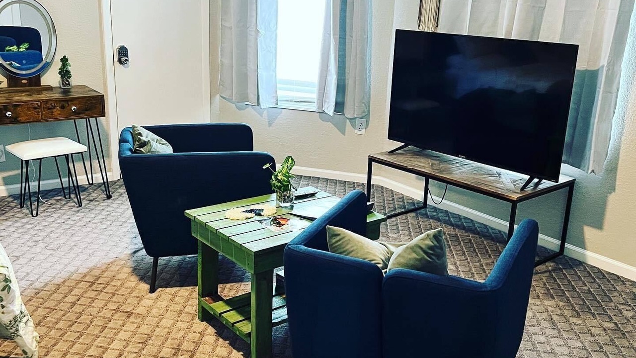 Photo of Livingroom in Smithville