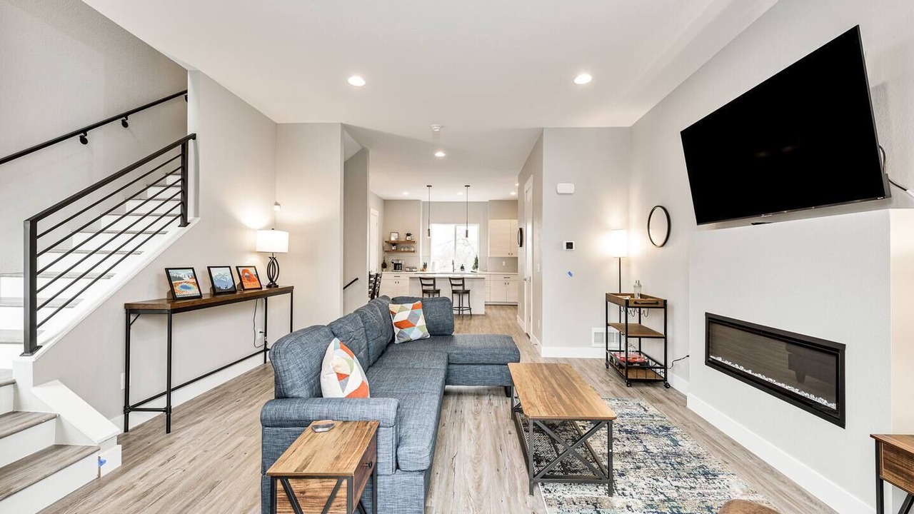 Photo of Livingroom in Lamar Heights Area