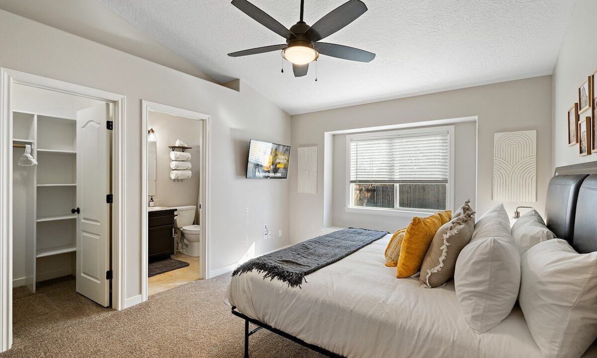 Photo of Bedroom in Nampa