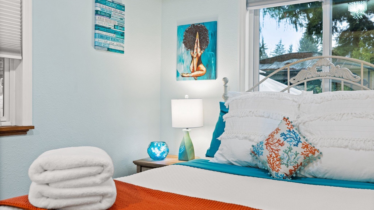 Photo of Bedroom in SeaTac