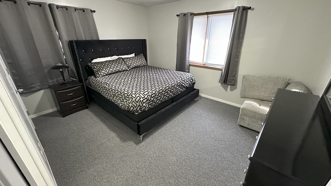 Photo of Bedroom in Des Moines