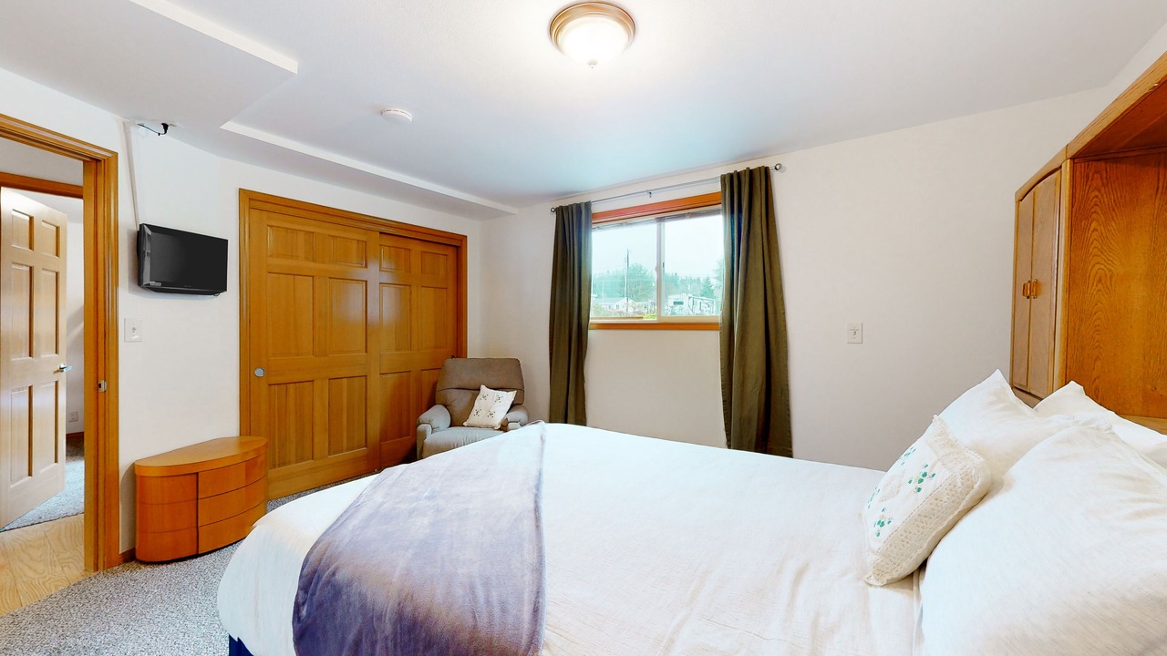 Photo of Bedroom in Camano Island
