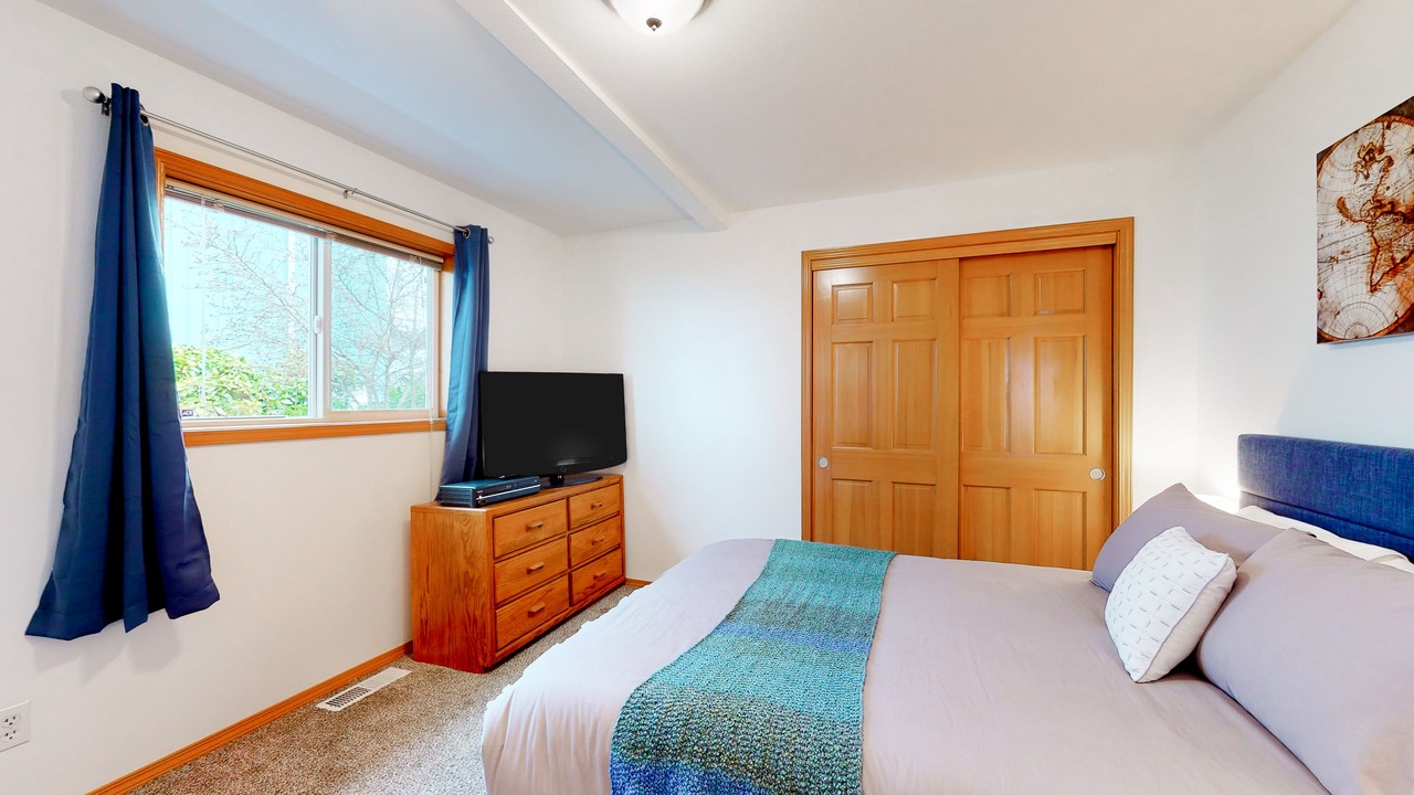 Photo of Bedroom in Camano Island