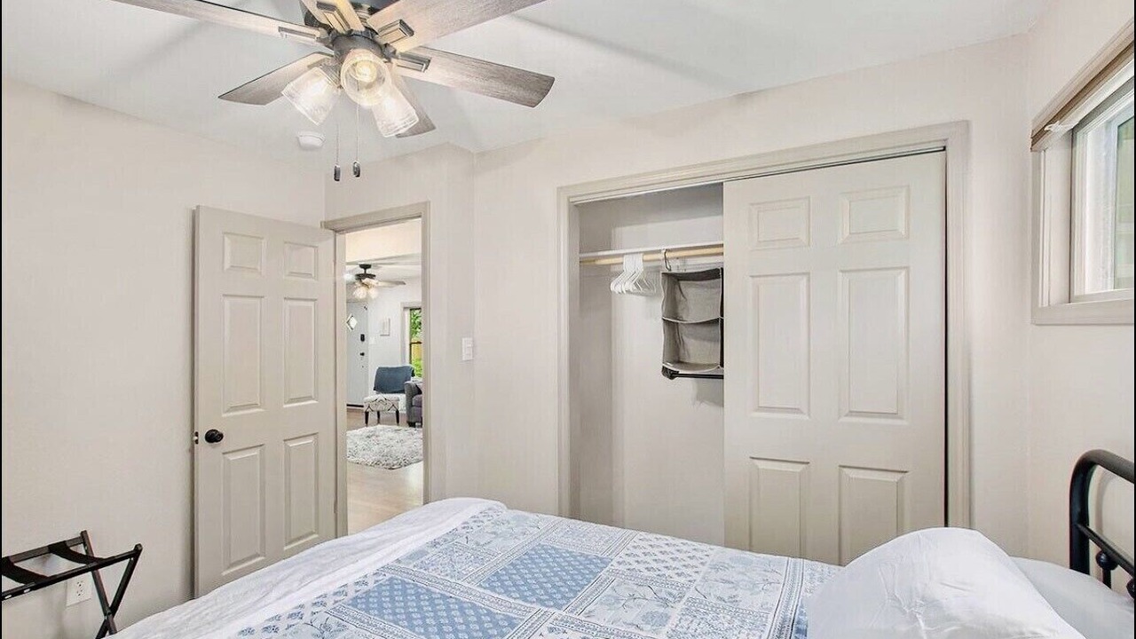Photo of Bedroom in Smithville