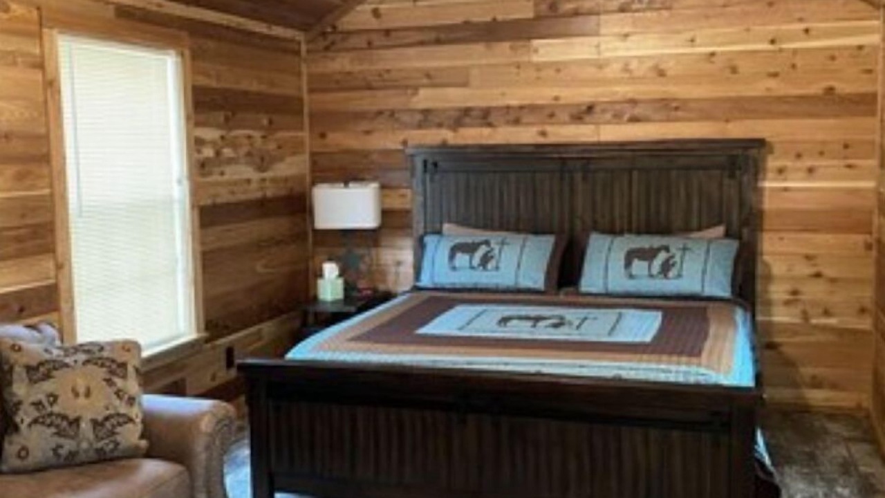 Photo of Bedroom in Hamilton