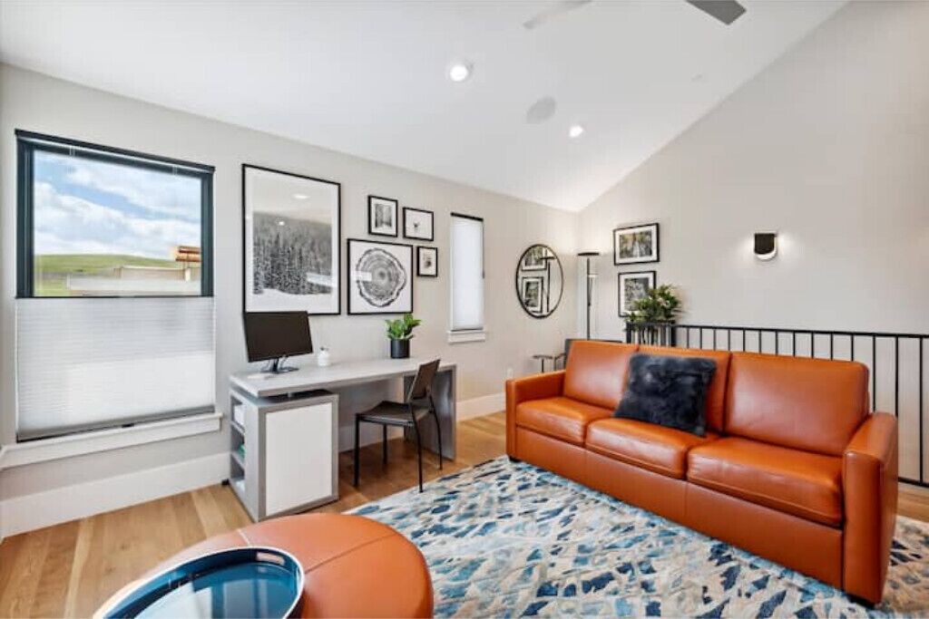 Photo of Livingroom in Superior