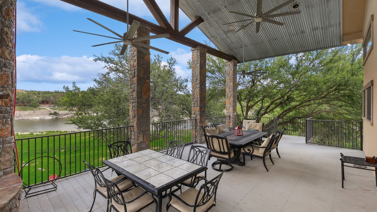 Photo of Patio Balcony in Graford