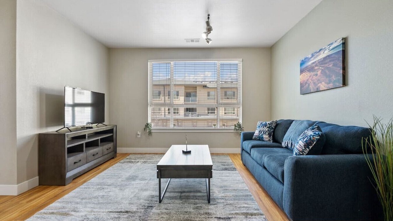 Photo of Livingroom in Lone Tree