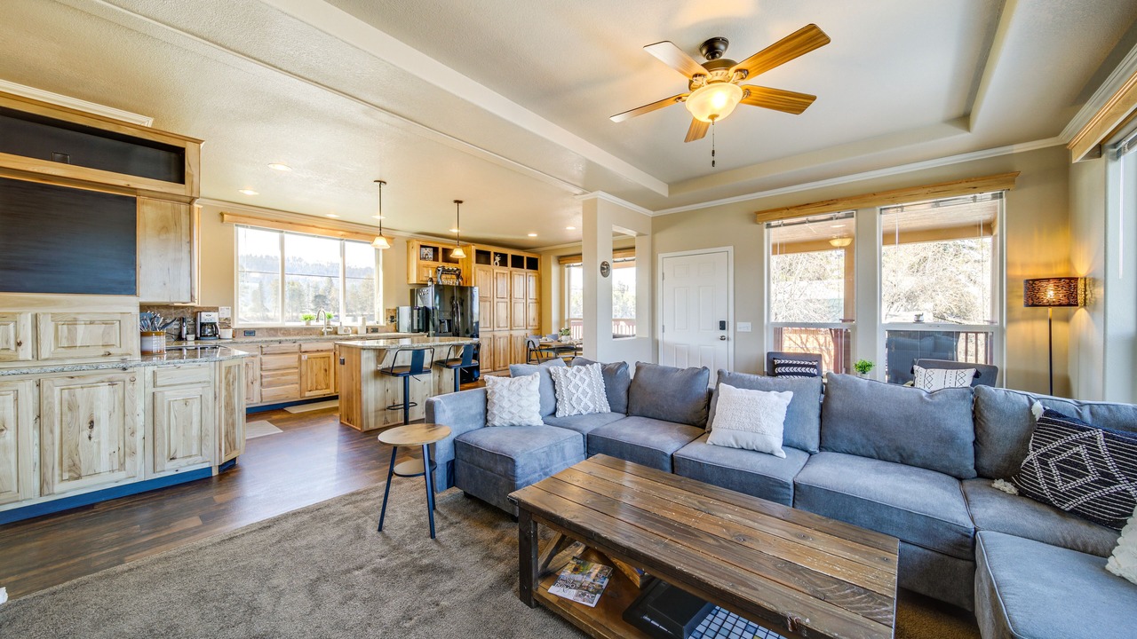 Photo of Livingroom in Newport