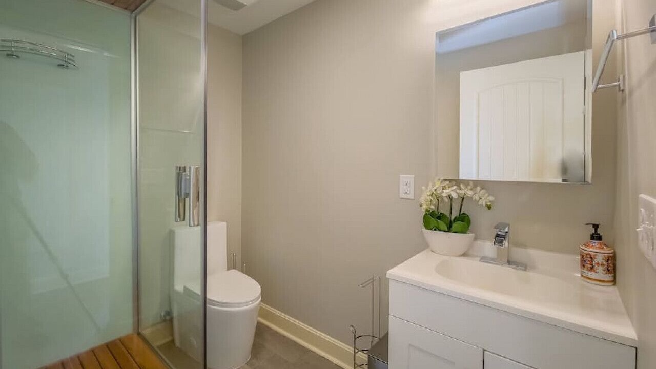 Photo of Bathroom in Tracy