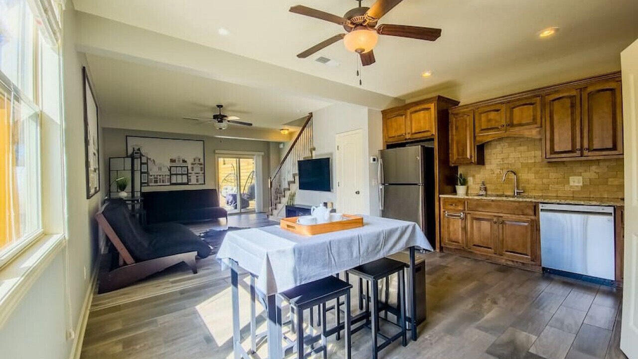 Photo of Livingroom in Tracy