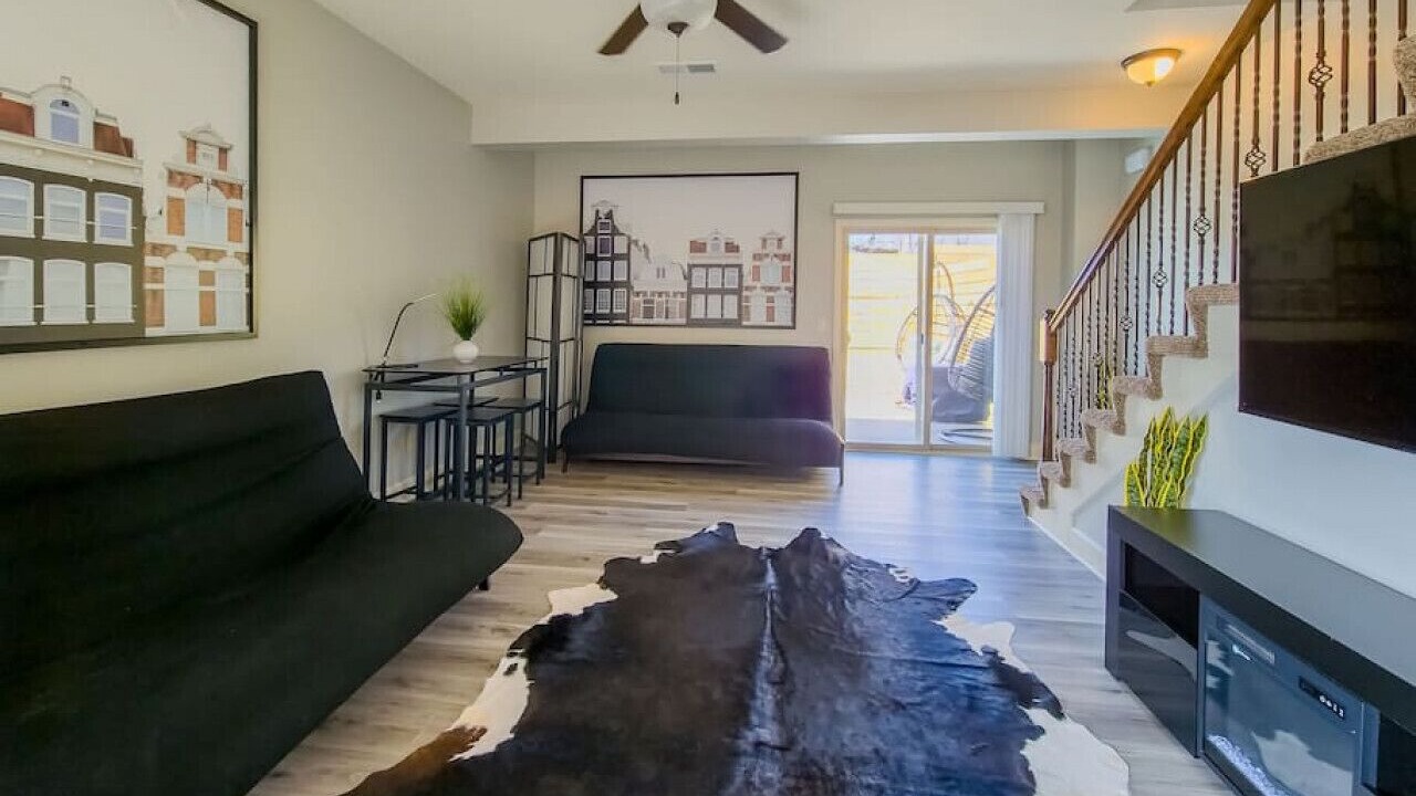 Photo of Livingroom in Tracy