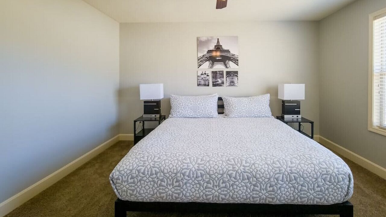 Photo of Bedroom in Tracy