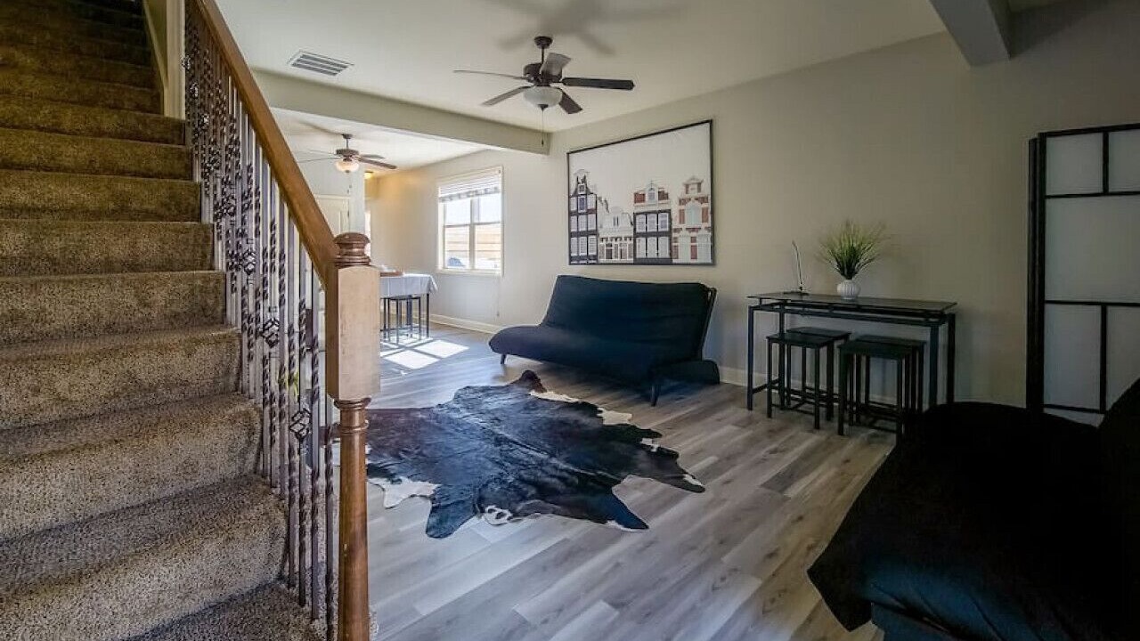 Photo of Livingroom in Tracy