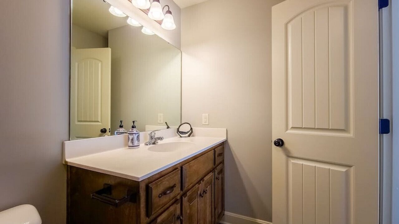 Photo of Bathroom in Tracy