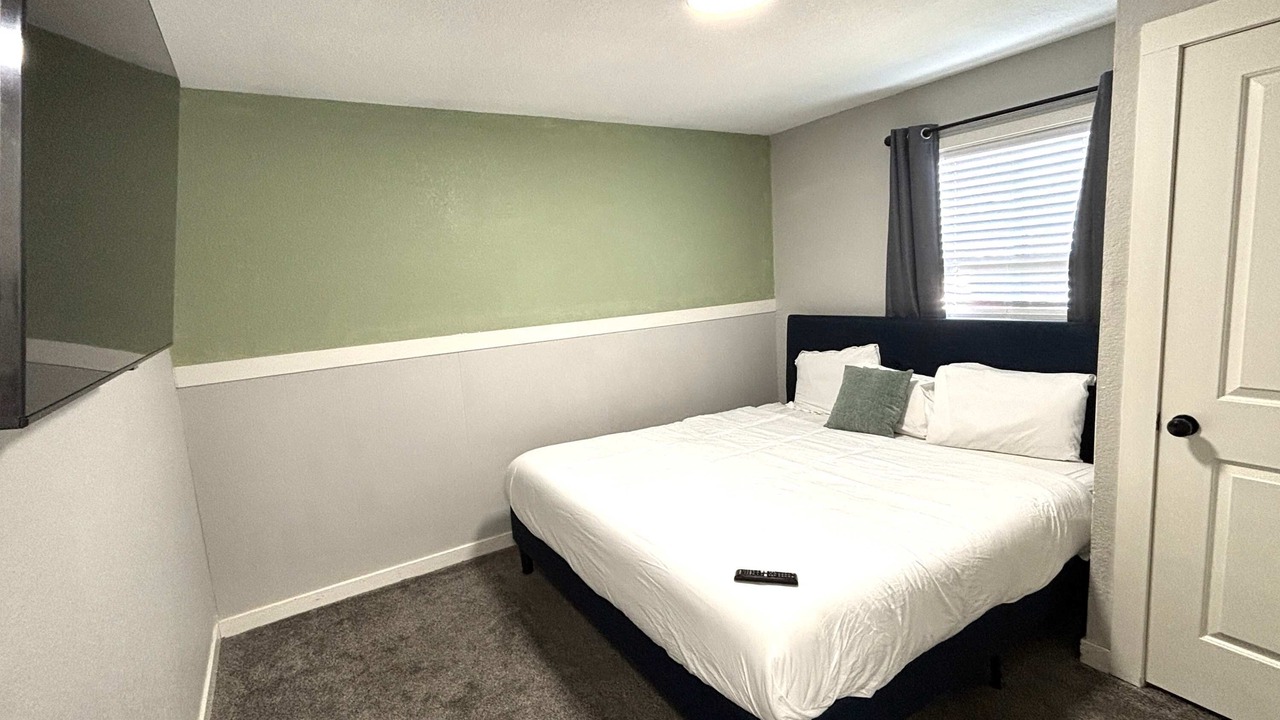 Photo of Bedroom in Jewell Heights - Hoffman Heights