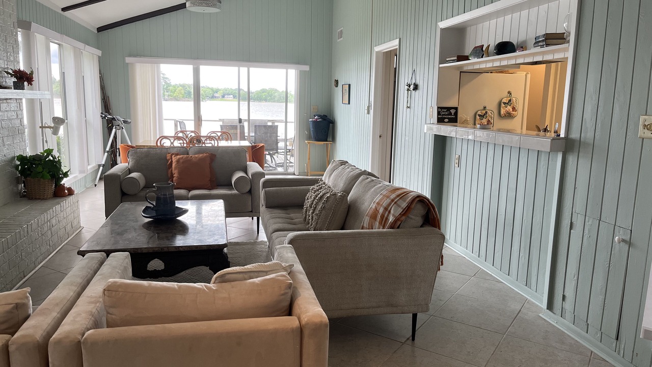 Photo of Livingroom in Trinity