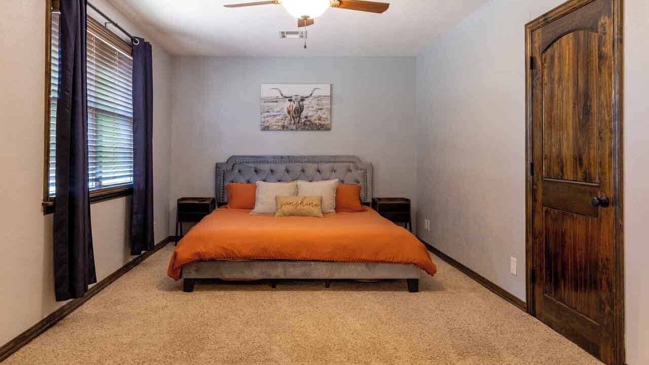 Photo of Bedroom in Noble County